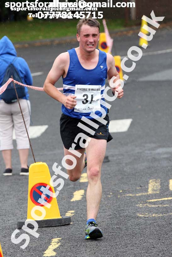 Tynedale Jelly Tea 10 Mile Road Race, Ovingham, Northumberland. Photo: David T. Hewitson/Sports for All Pics